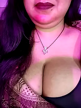 Suhanakhan00 online show from 11/21/25, 06:18