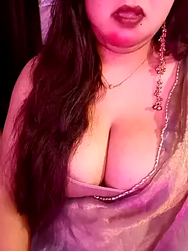 Suhanakhan00 online show from 03/25/26, 07:41