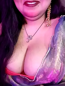 Suhanakhan00 online show from 02/13/26, 07:58