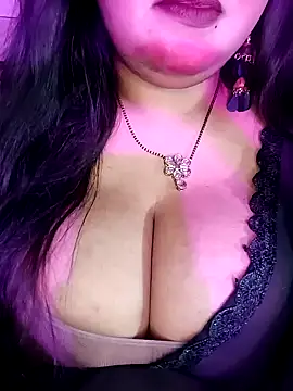 Suhanakhan00 online show from 01/14/26, 06:44