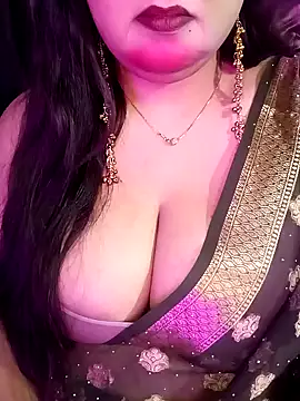 Suhanakhan00 online show from 03/18/26, 07:48