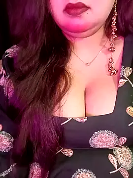 Suhanakhan00 online show from 04/01/26, 06:37