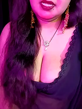 Suhanakhan00 online show from 02/16/26, 08:02