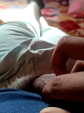 hottboyakash6969 online show from 12/11/24, 08:47