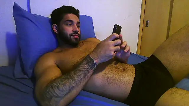 macho fit online show from 02/11/26, 04:18