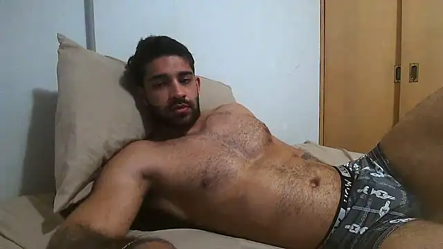 macho fit online show from 11/18/25, 06:44