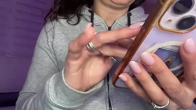 Serena 4you online show from 12/19/25, 04:31