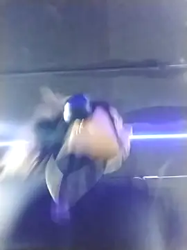 Snapshot of Karenn12 chatting on 09/24/25, 02:18 Karenn12 online show from 09/24/25, 02:18