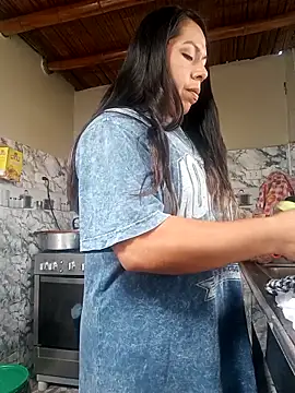 Karenn12 online show from 04/22/26, 04:47
