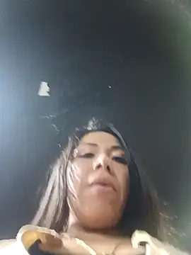 Snapshot of Karenn12 chatting on 11/08/25, 02:15 Karenn12 online show from 11/08/25, 02:15