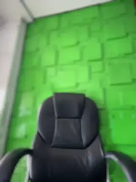 Sophie LS online show from 04/08/26, 09:38