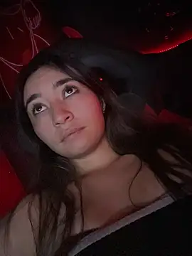 Sophie LS online show from 12/18/25, 07:40