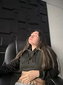 Sophie LS online show from 04/13/26, 03:49