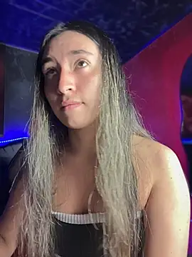 Sophie LS online show from 12/17/25, 04:17