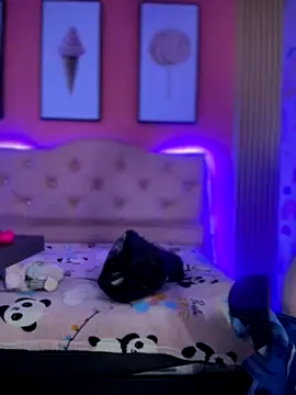 Sophie LS online show from 09/20/25, 03:11