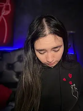 Sophie LS online show from 04/23/26, 12:22