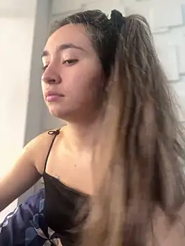 Sophie LS online show from 03/02/25, 07:19