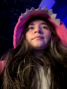 Sophie LS online show from 10/09/25, 02:45