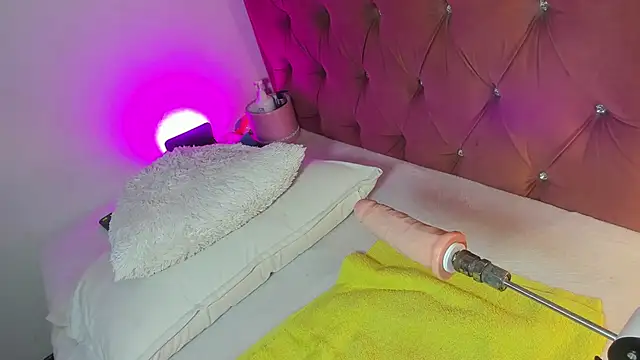 kyliestteel online show from 03/24/26, 12:16