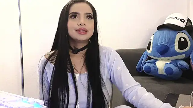 Snapshot of Alissfressa chatting on 05/03/26, 12:27 Alissfressa online show from 05/03/26, 12:27