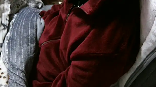 cinnabar red online show from 04/05/26, 03:19