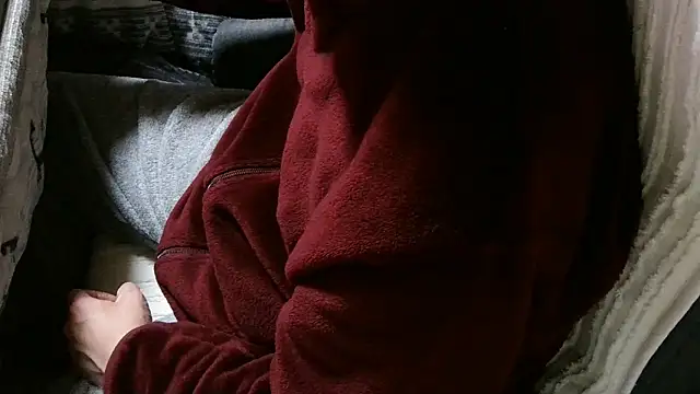 cinnabar red online show from 05/02/26, 03:06