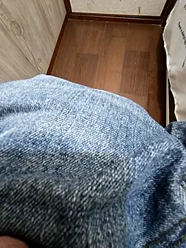 cinnabar red online show from 04/14/26, 05:45