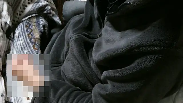 cinnabar red online show from 04/11/26, 03:38