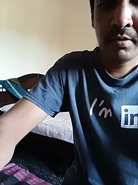 Snapshot of jeeva9242 chatting on 07/11/26, 04:35 jeeva9242 online show from 07/11/26, 04:35