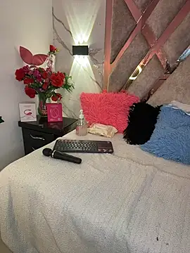 sarawiliamx online show from 06/05/26, 06:52
