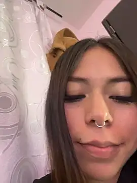 sarawiliamx online show from 05/23/26, 03:49