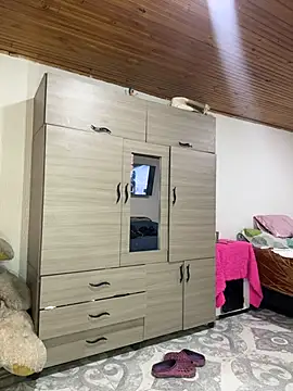 sarawiliamx online show from 04/07/26, 10:00