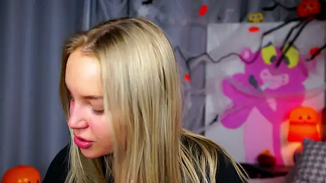 AftonConnett online show from 10/31/25, 01:02