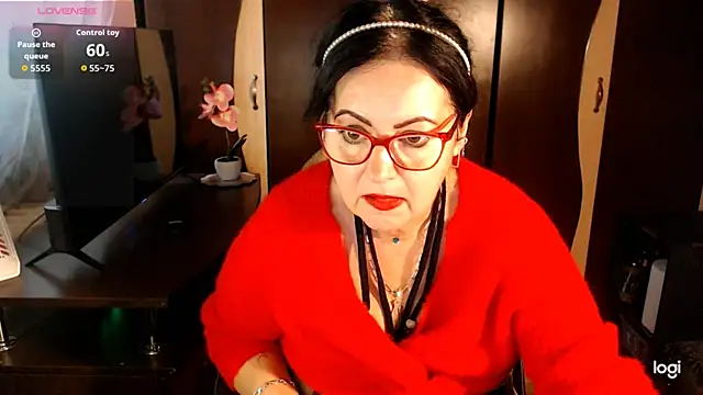 exymilf  online show from 10/08/25, 10:17