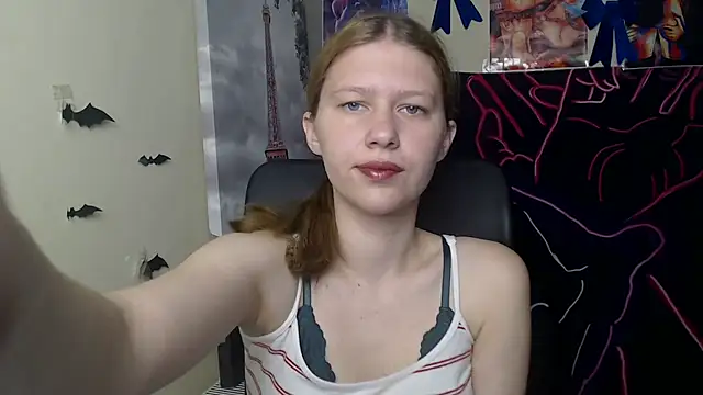 Snapshot of StellaCRL chatting on 05/04/26, 06:17 StellaCRL online show from 05/04/26, 06:17