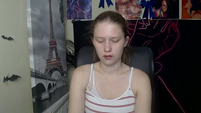 Snapshot of StellaCRL chatting on 05/07/26, 06:17 StellaCRL online show from 05/07/26, 06:17