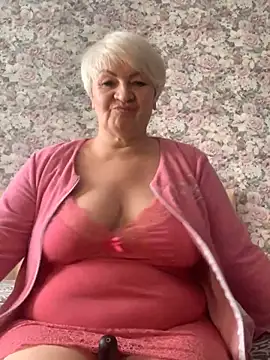 Laura Millf online show from 02/28/25, 12:52