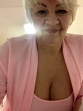 Laura Millf online show from 11/23/25, 03:00