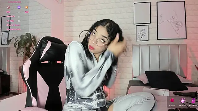 Lizzie-Evans online show from 02/27/26, 12:05