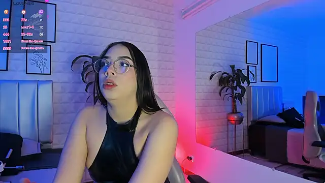 Lizzie-Evans online show from 02/02/26, 12:04