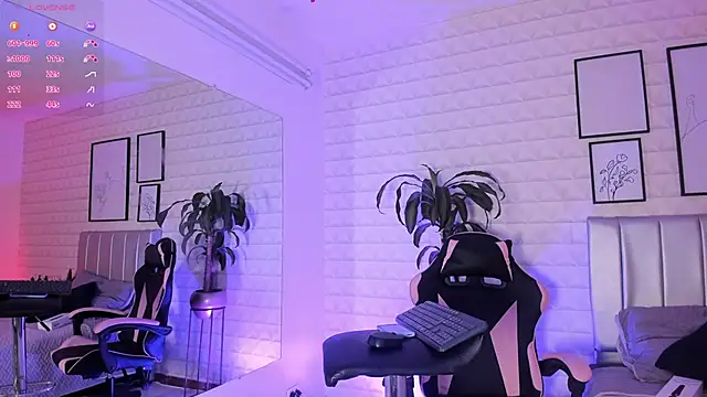 Lizzie-Evans online show from 03/07/26, 12:10