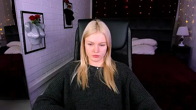 Snapshot of GraceGlamour chatting on 11/02/25, 05:12 GraceGlamour online show from 11/02/25, 05:12