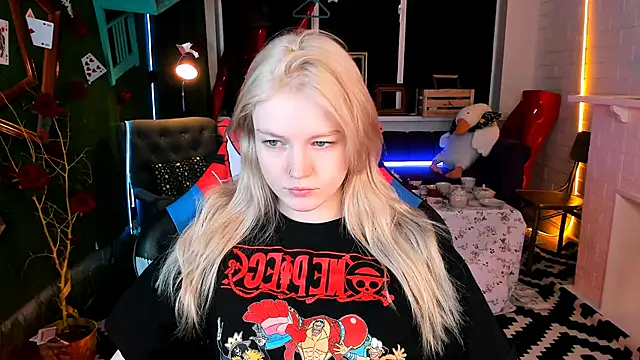 Snapshot of GraceGlamour chatting on 03/15/25, 05:08 GraceGlamour online show from 03/15/25, 05:08