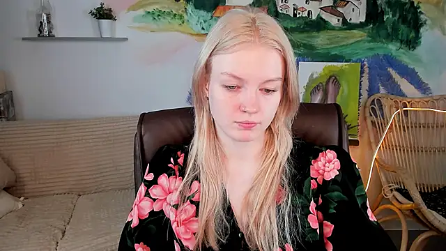 Snapshot of GraceGlamour chatting on 03/12/25, 05:13 GraceGlamour online show from 03/12/25, 05:13