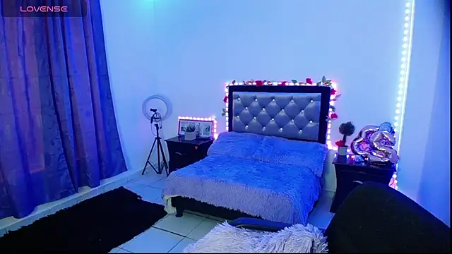 Dahlia 025 online show from 03/13/25, 06:34