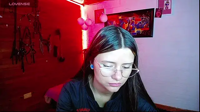 Dahlia 025 online show from 02/12/25, 02:54