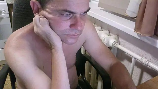 Snapshot of AlDON59 chatting on 07/09/26, 07:13 AlDON59 online show from 07/09/26, 07:13