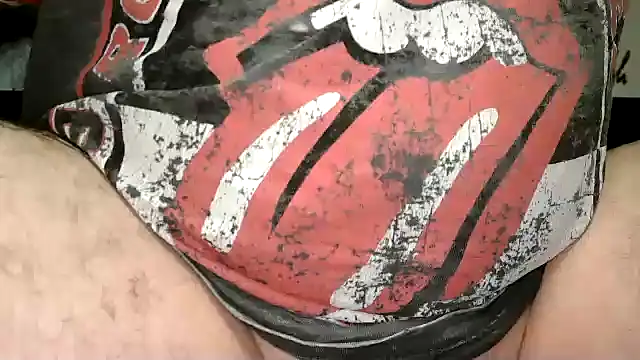 Snapshot of dani4334 chatting on 03/16/25, 02:44 dani4334 online show from 03/16/25, 02:44