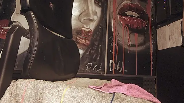 Snapshot of dani4334 chatting on 10/07/25, 08:48 dani4334 online show from 10/07/25, 08:48