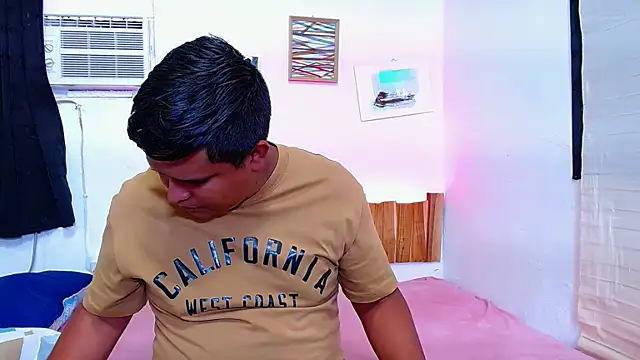 lucasandSofi online show from 11/02/25, 04:12